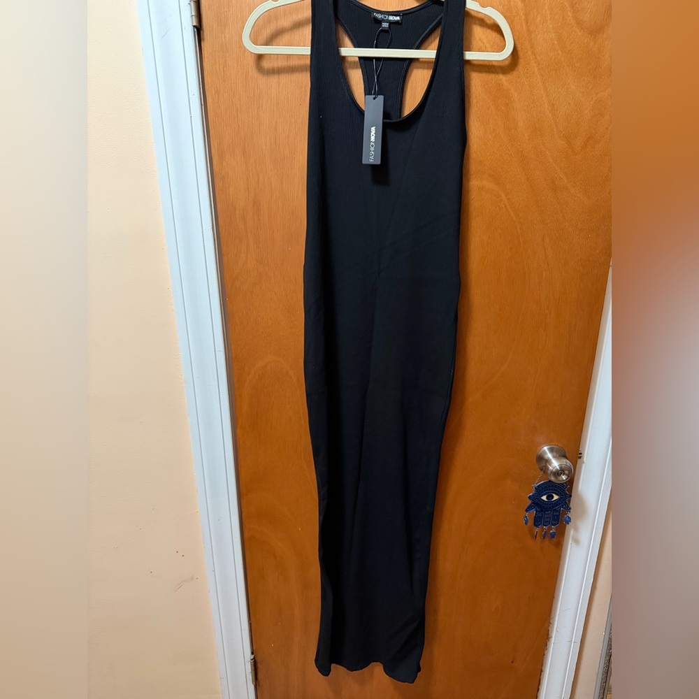 Fashion Nova Black Sleeveless Maxi Dress